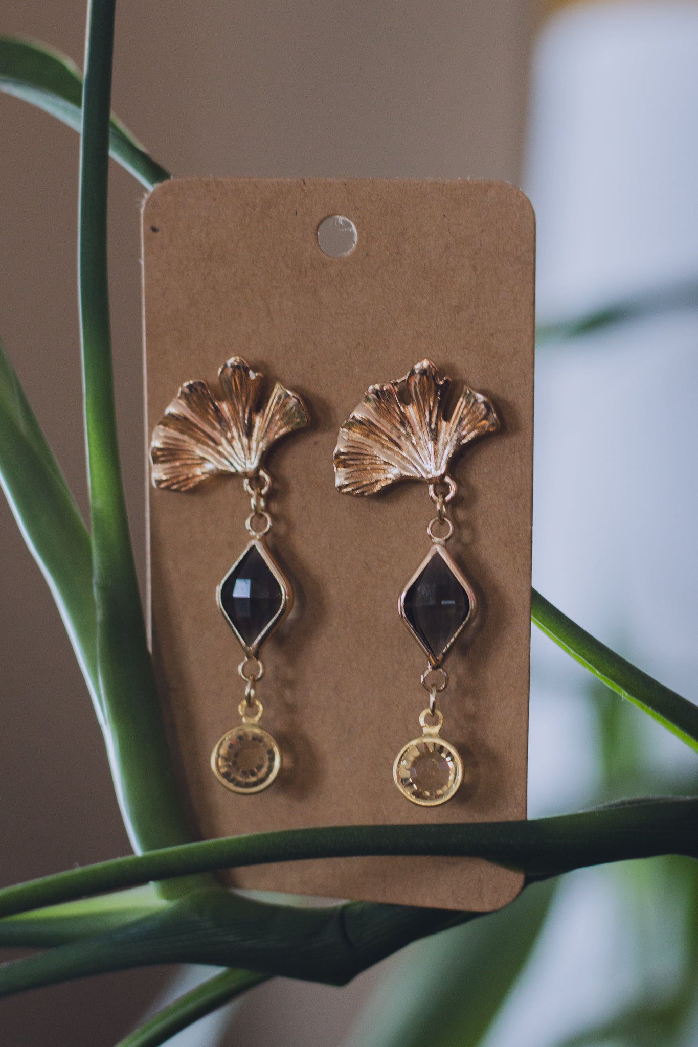Turn a New Ginkgo Leaf Earrings